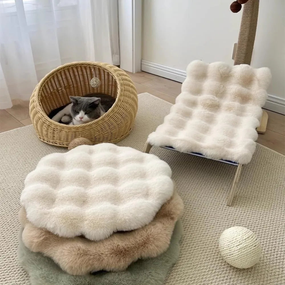 Round Insulated Dog Mat – Non-Slip Washable Plush Sleeping Pad for Small Dogs