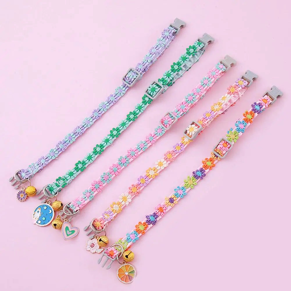 Colorful Lace Flower Dog Collar with Bell – Adjustable 20–30cm