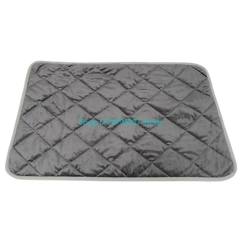 Reflective Warming Dog Bed Pad – Thermal Anti-Slip Heating Mat for Small to Large Dogs