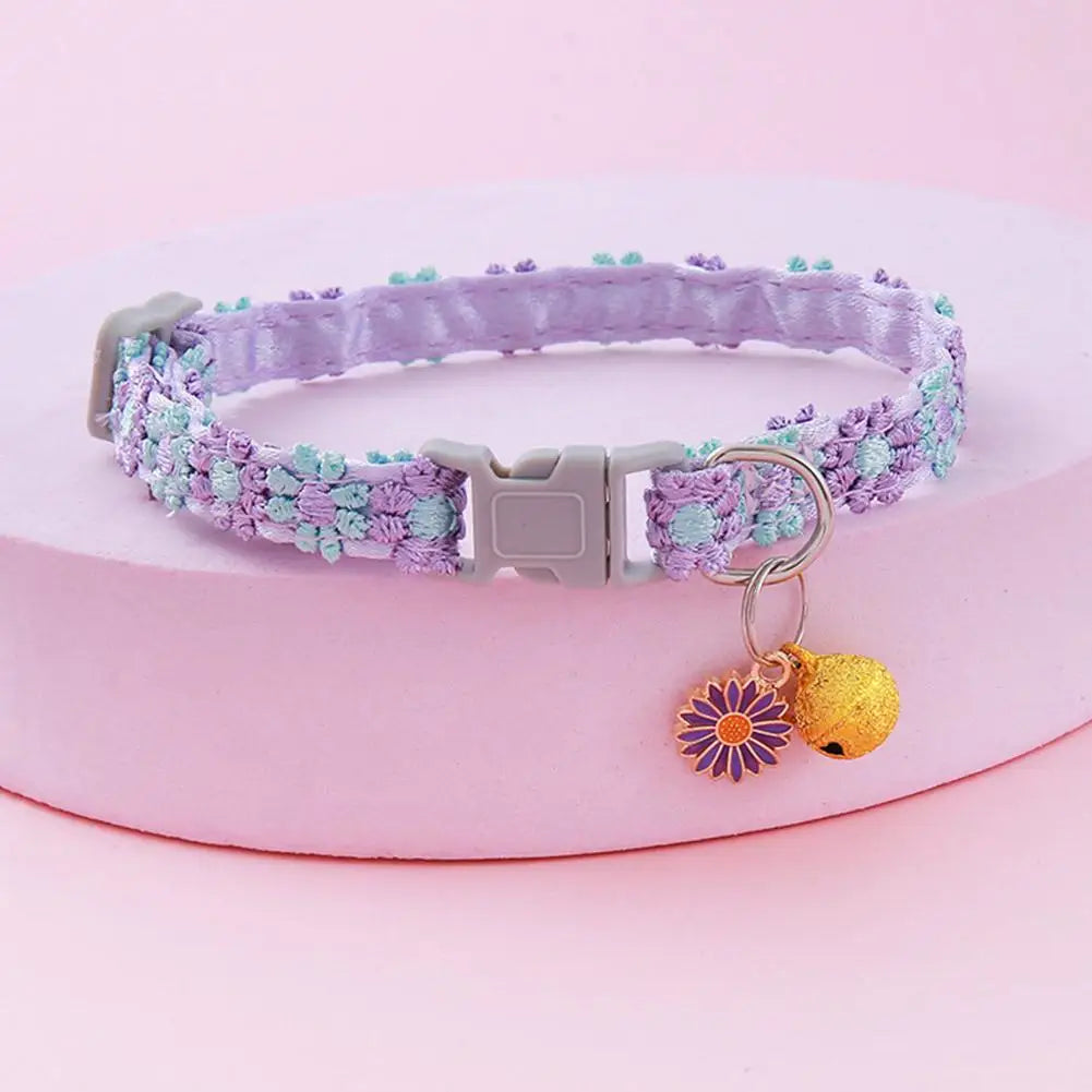 Colorful Lace Flower Dog Collar with Bell – Adjustable 20–30cm