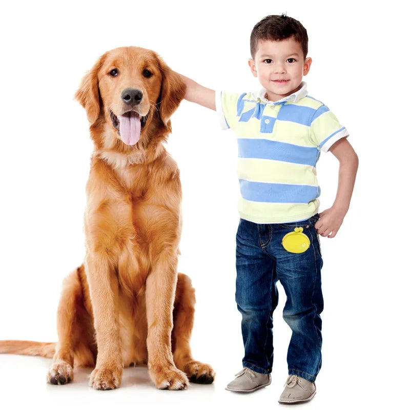 Mini Silicone Dog Treat Pouch – Clip-On Snack Bag for Training & Walks