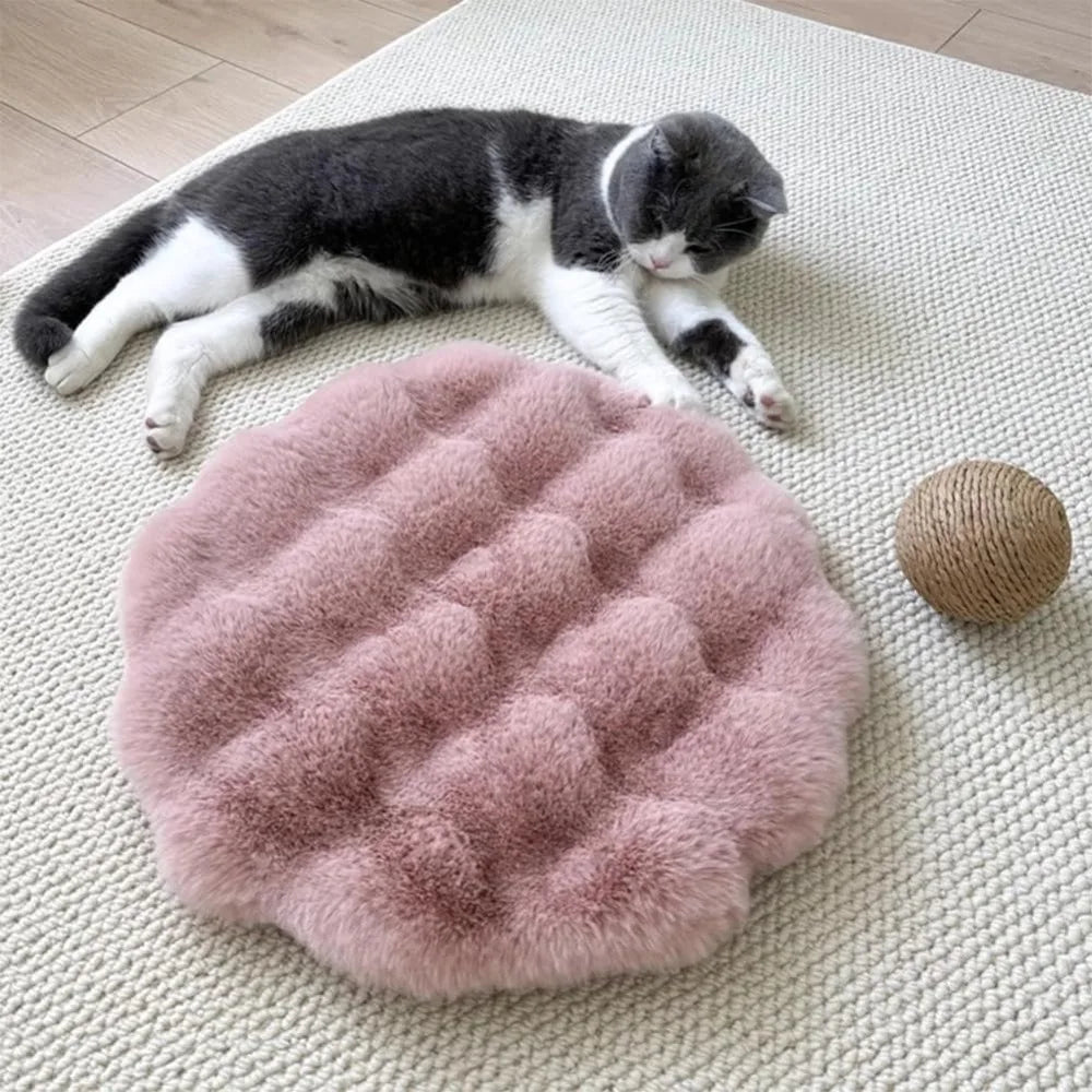 Round Insulated Dog Mat – Non-Slip Washable Plush Sleeping Pad for Small Dogs