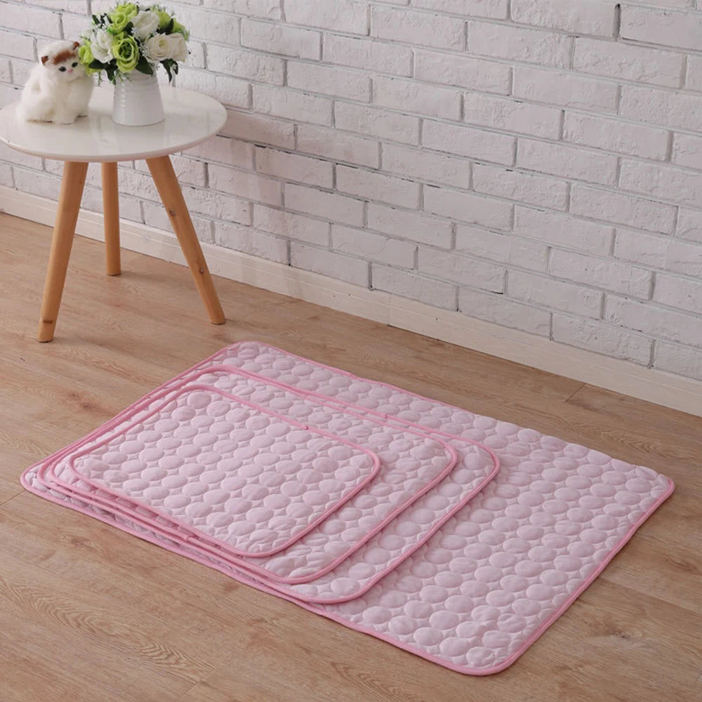 Pet Cooling Mat for Dogs – Ice Silk Moisture-Proof Summer Sleep Pad