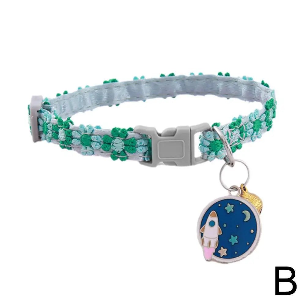 Colorful Lace Flower Dog Collar with Bell – Adjustable 20–30cm