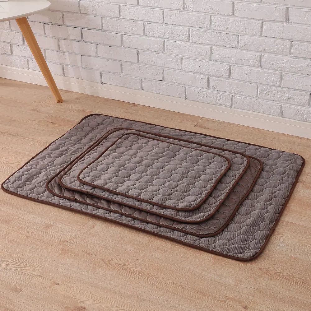Pet Cooling Mat for Dogs – Ice Silk Moisture-Proof Summer Sleep Pad