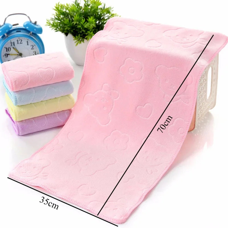Microfiber Pet Bath Towel – Super Absorbent Dog Towel